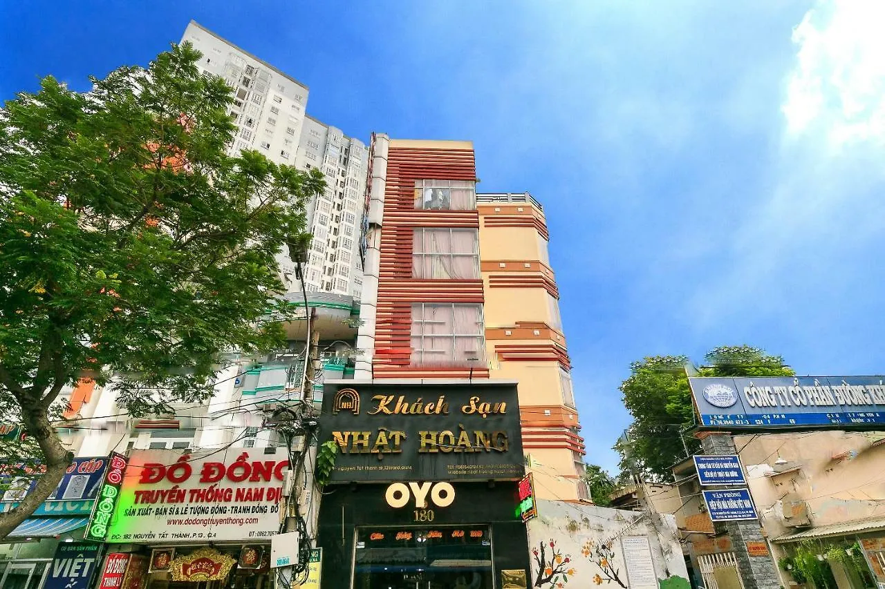 Oyo 263 Nhat Hoang Hotel Ho Chi Minh City