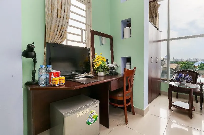 Oyo 263 Nhat Hoang Hotel Ho Chi Minh City